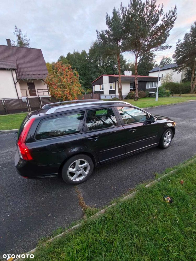 Volvo V50 - 1