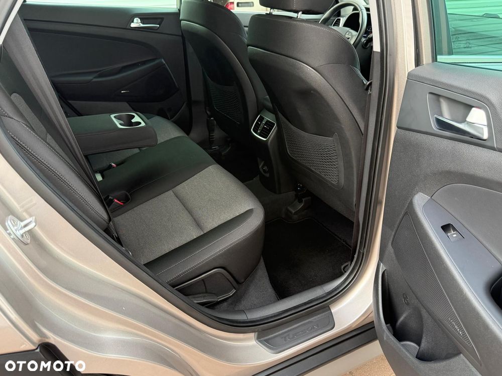 Hyundai Tucson 1.6 Turbo 4WD DCT Style - 32