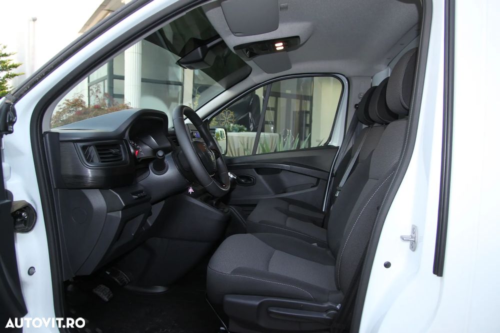 Renault Trafic - 10