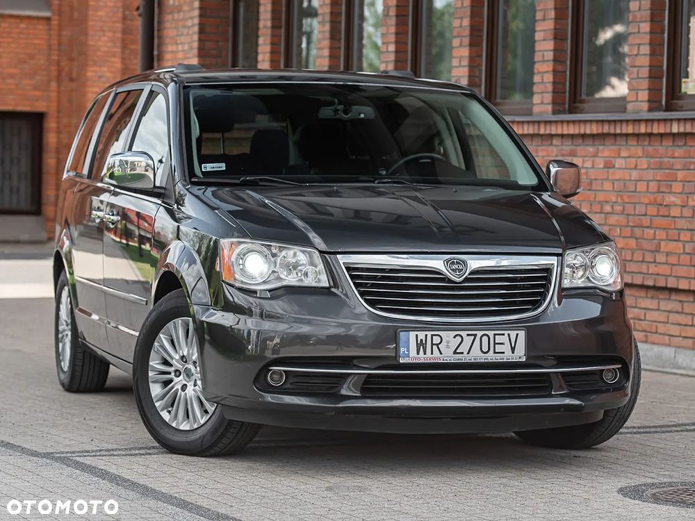 Lancia Voyager 2.8CRD Gold - 1