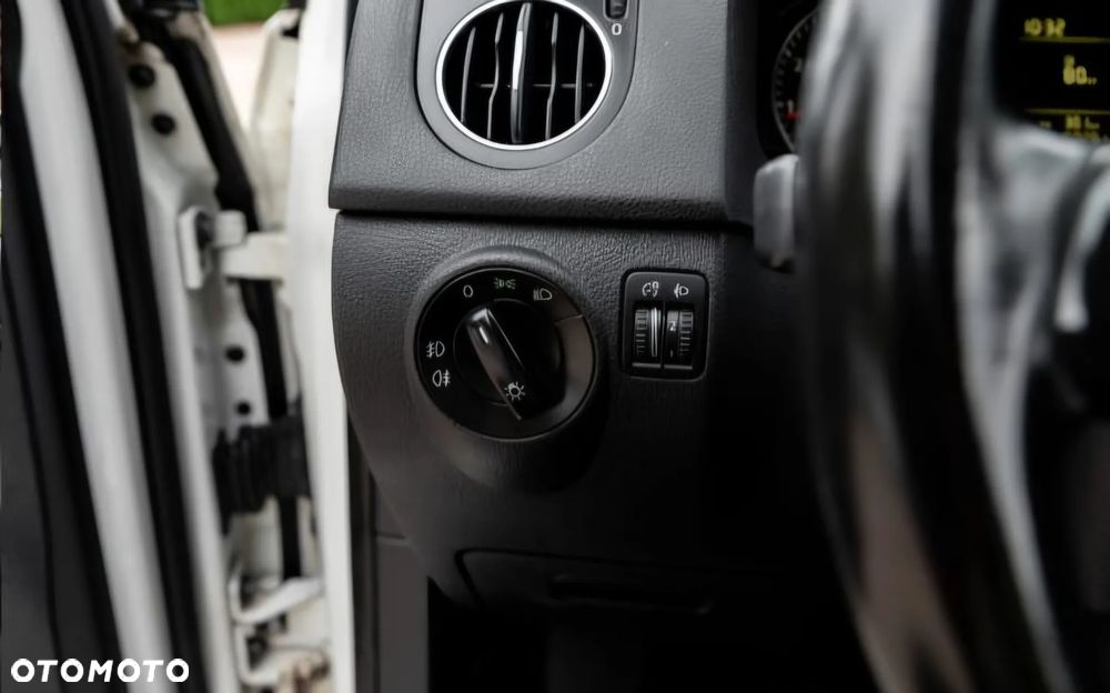 Volkswagen Golf Plus - 14