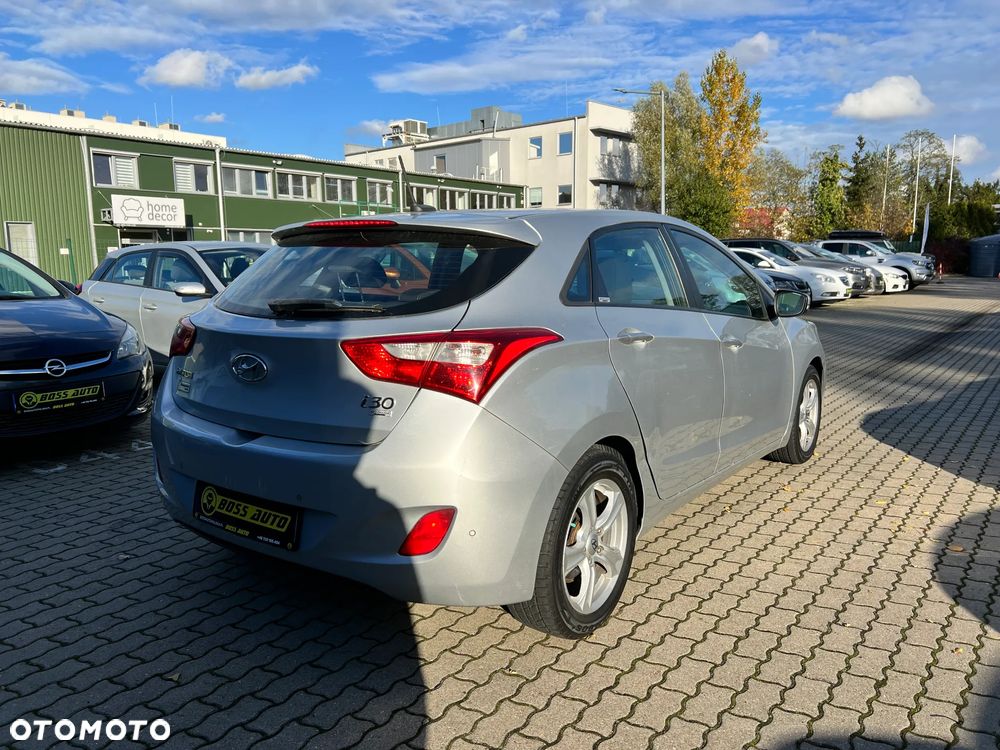 Hyundai i30 1.6 CRDi BlueDrive Comfort - 9