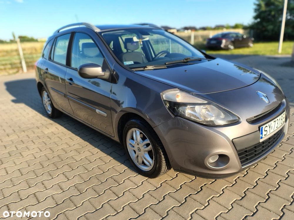 Renault Clio - 1