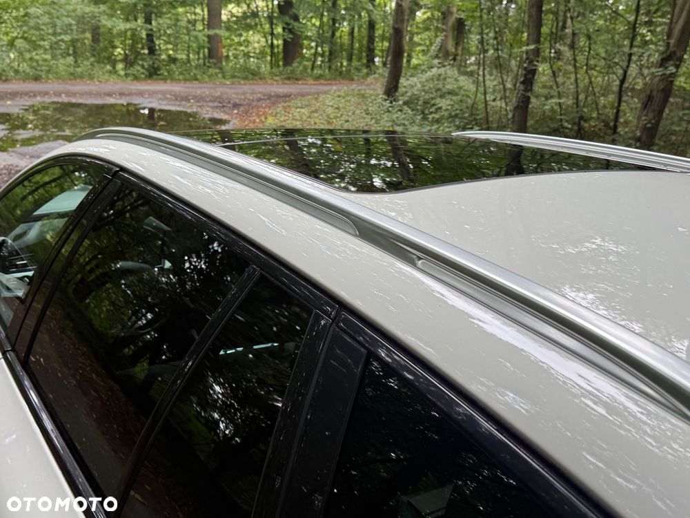 BMW Seria 5 530d xDrive Touring - 7