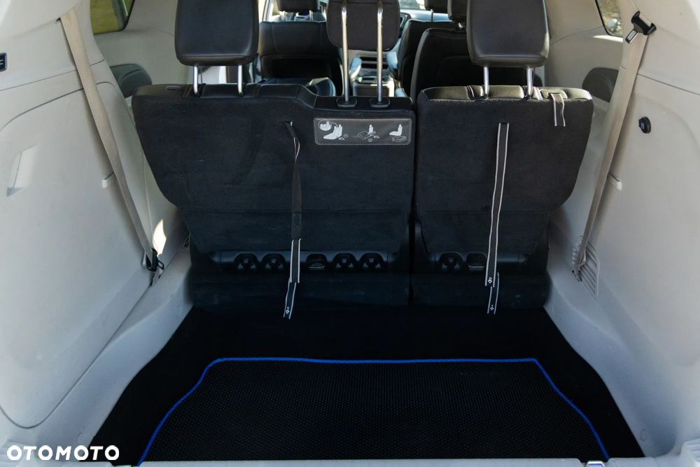 Chrysler Pacifica - 20