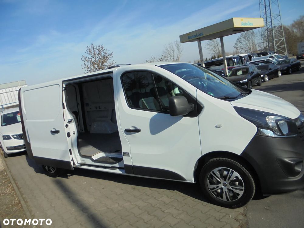 Opel VIVARO - 13