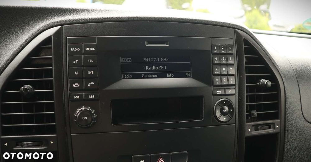 Mercedes-Benz Vito - 22