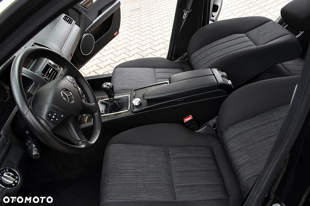 Mercedes-Benz Klasa C 180 Kompressor Elegance - 40