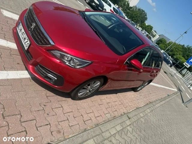 Peugeot 308 1.5 BlueHDi Allure S&S - 15