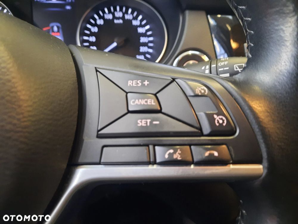 Nissan Qashqai 1.3 DIG-T Tekna - 21