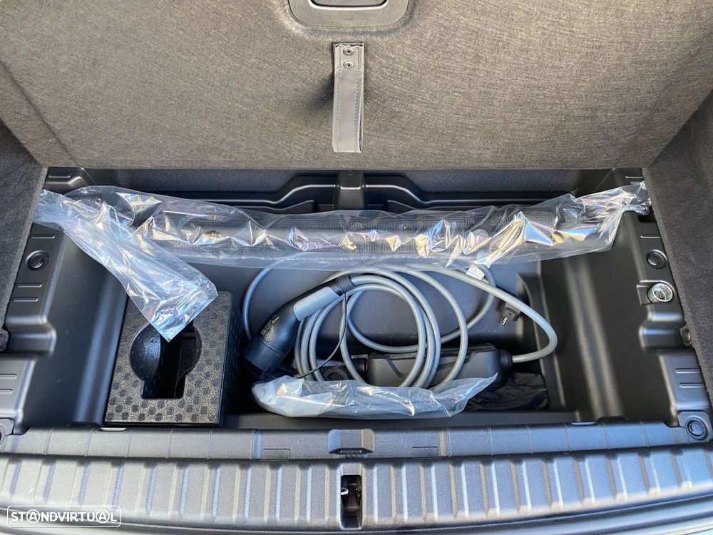 BMW iX xDrive 50 Pack Desportivo - 27