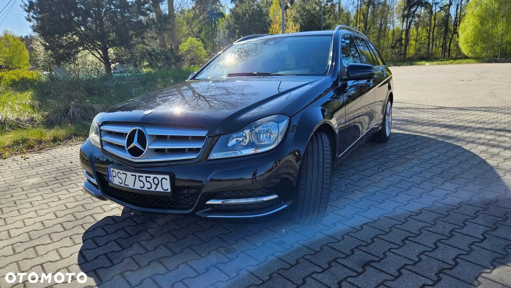 Mercedes-Benz Klasa C 180 CGI BlueEff Avantgarde - 1