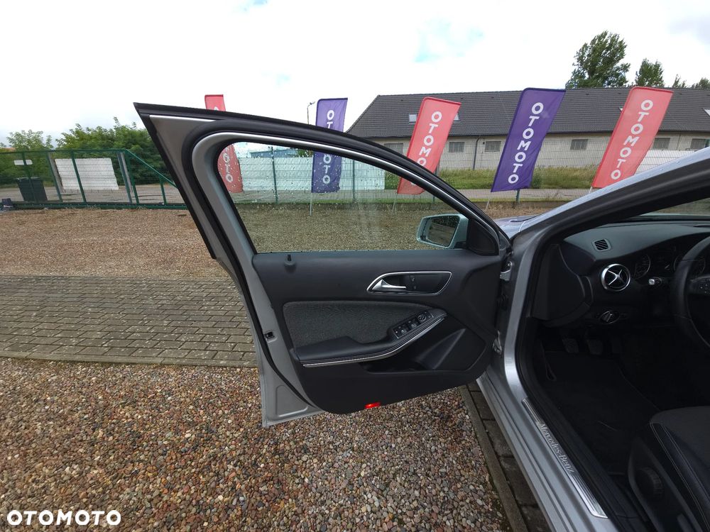 Mercedes-Benz Klasa A 180 (BlueEFFICIENCY) Style - 18