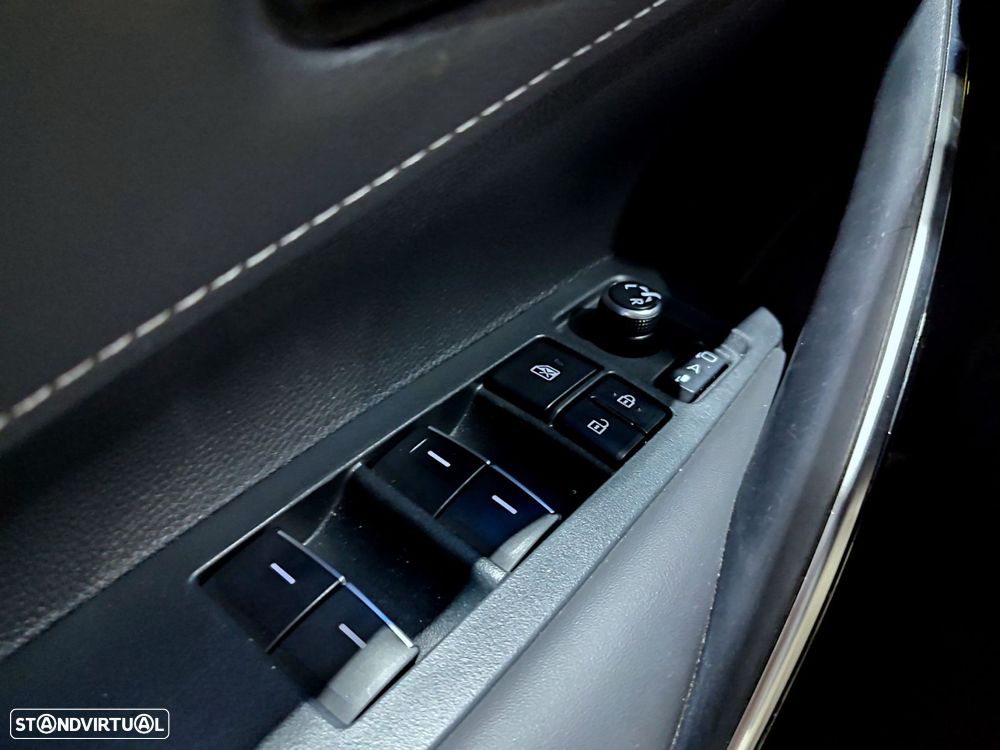 Toyota Corolla Touring Sports 1.8 Hybrid Exclusive - 30