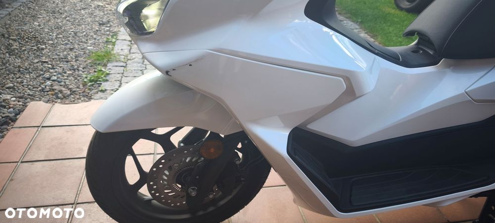 Honda PCX - 9