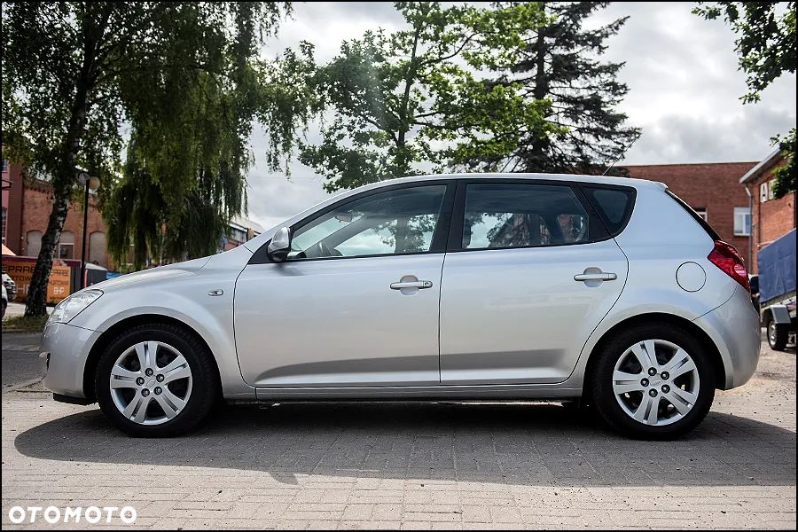 Kia Ceed 2.0 CVVT EX - 6