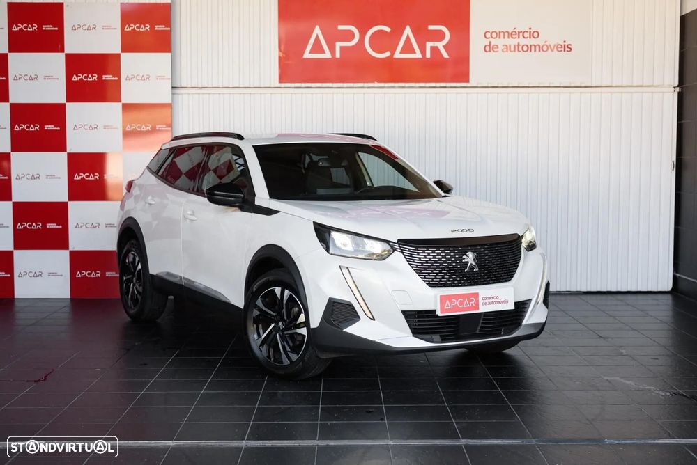 Peugeot 2008 1.2 PureTech Allure EAT8 - 4