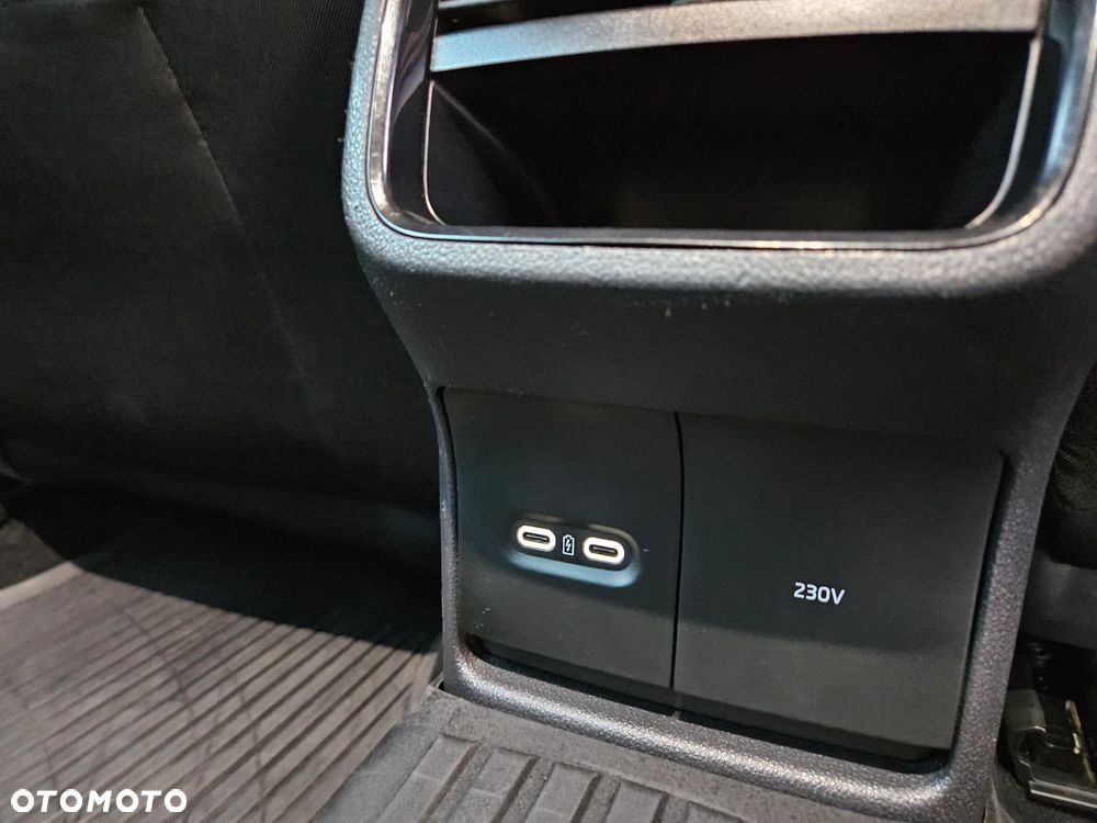 Skoda Octavia 2.0 TDI SCR Ambition DSG - 24