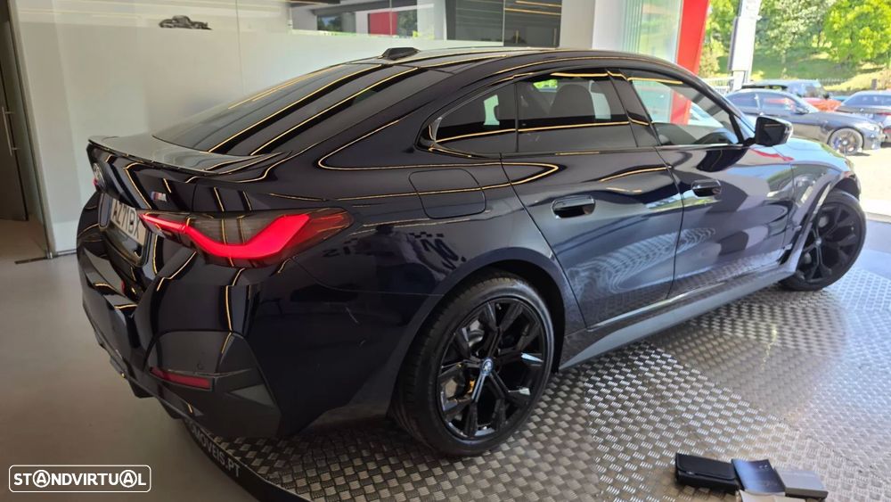 BMW i4 eDrive35 Pack Desportivo M Pro - 22