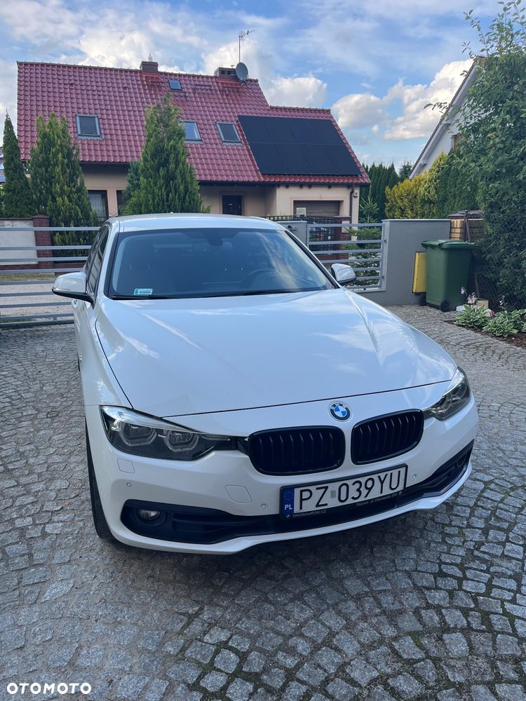 BMW Seria 3 320i xDrive Sport Line Shadow sport - 10