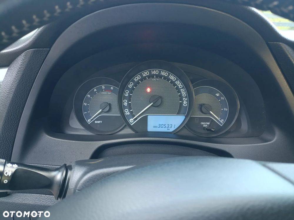 Toyota Auris 1.4 D-4D Life - 8