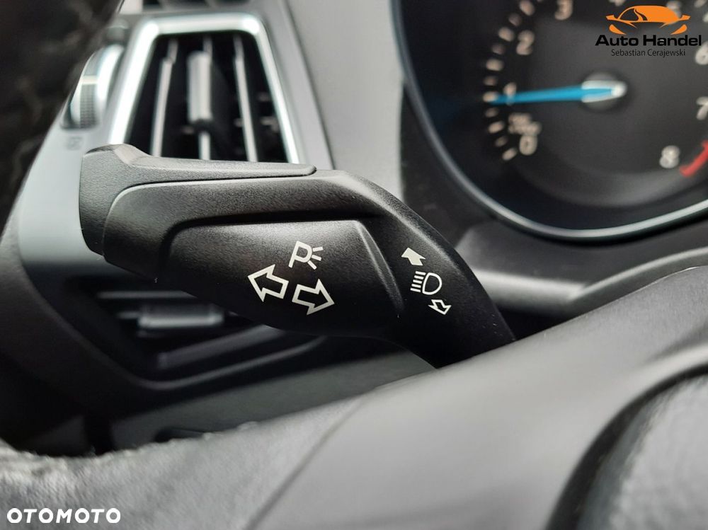 Ford C-MAX 1.5 EcoBoost Start-Stop-System Titanium - 17