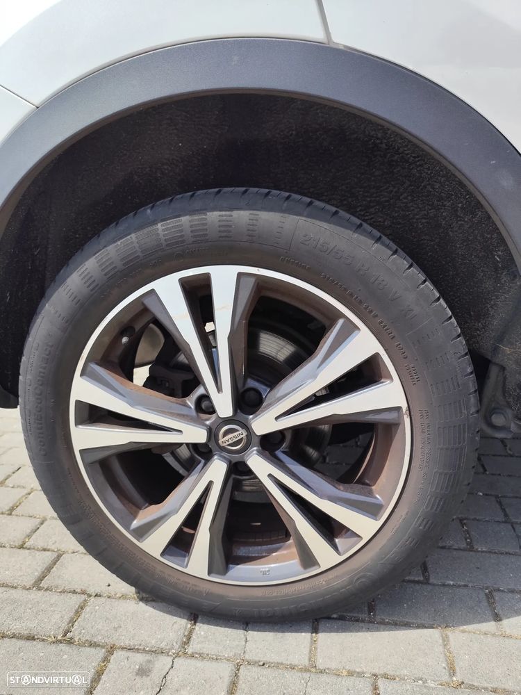Nissan Qashqai 1.3 DIG-T N-Connecta - 25