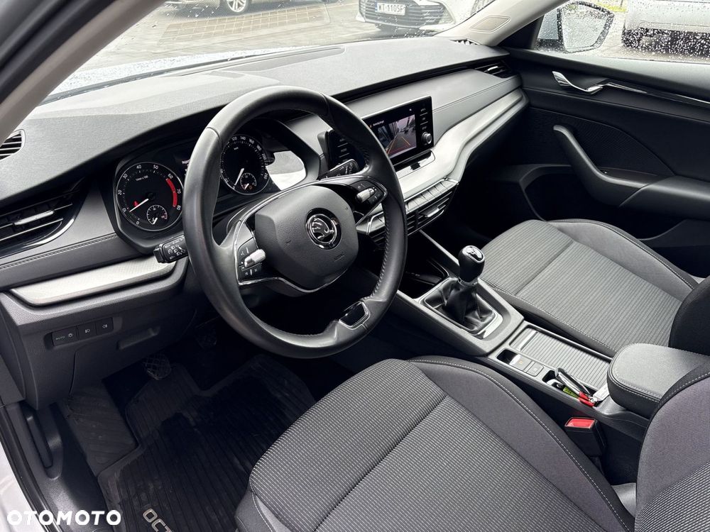 Skoda Octavia 1.5 TSI ACT Ambition - 9