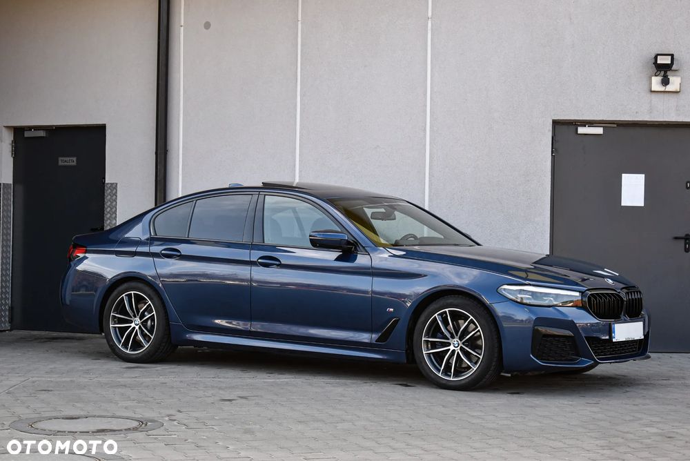 BMW Seria 5 520d M Sport sport - 22