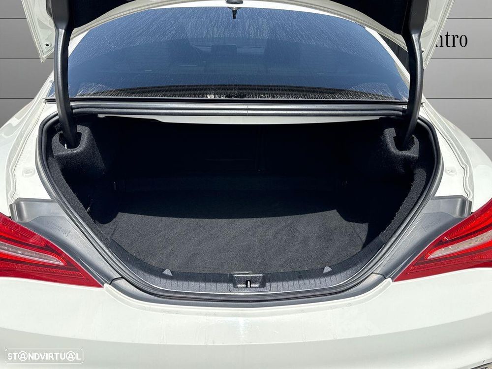 Mercedes-Benz CLA 200 d AMG Line - 21