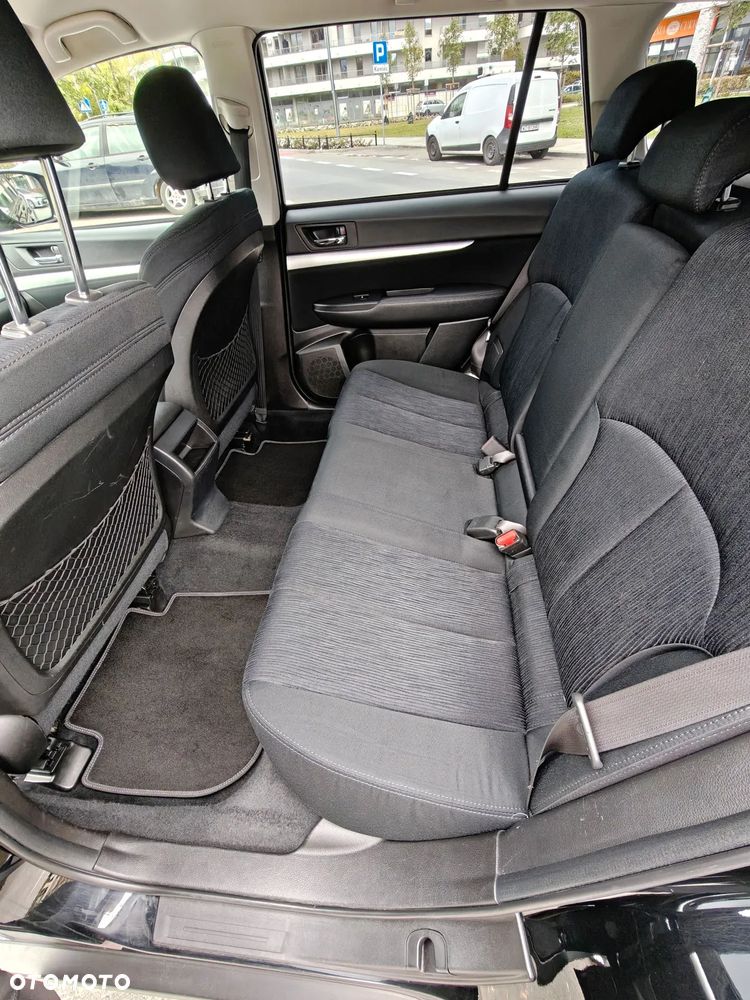 Subaru Outback 2.0 D Active - 17