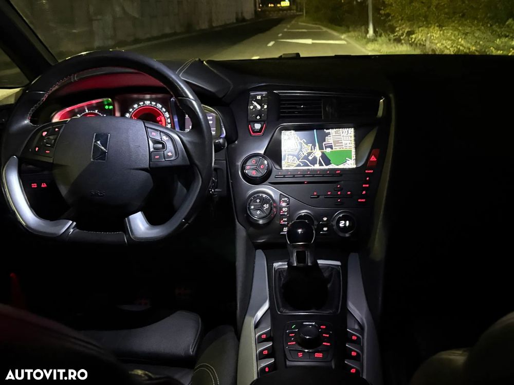 Citroën DS5 2.0 HDI BVM6 Sport Chic - 21
