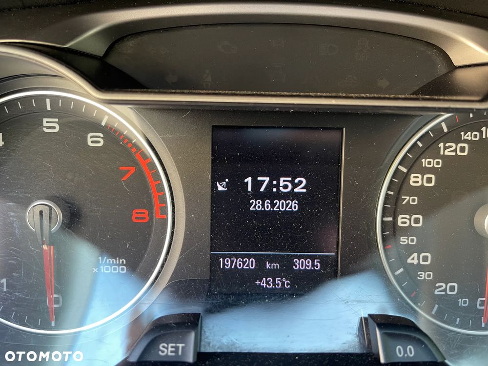 Audi A4 Allroad - 12
