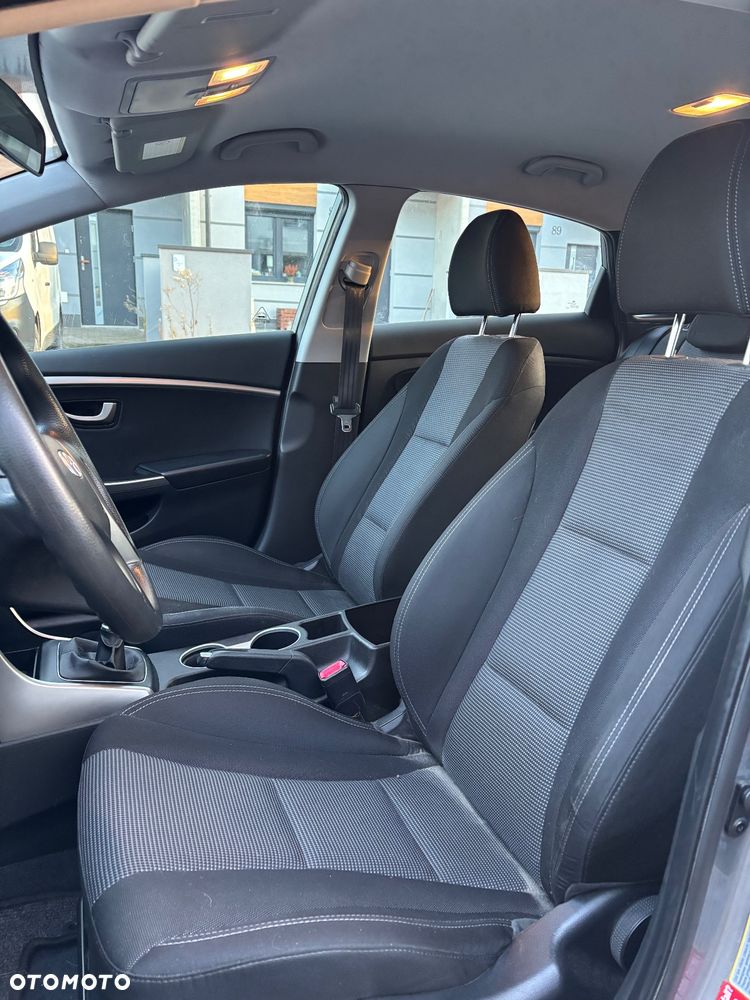 Hyundai i30 1.4 Style - 11