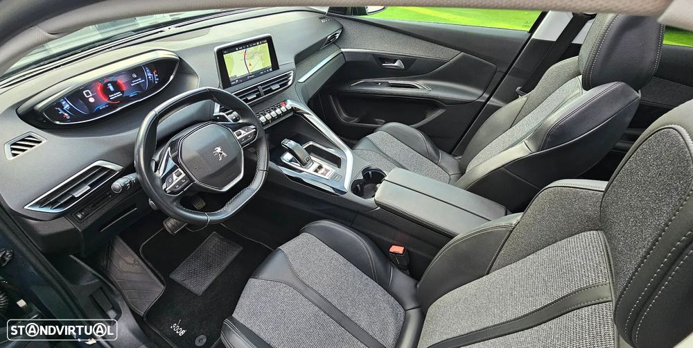 Peugeot 3008 1.5 BlueHDi Allure EAT8 - 18