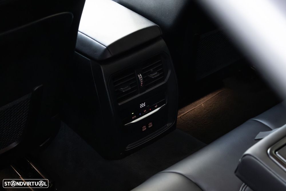 BMW 320 e Line Sport Auto - 31