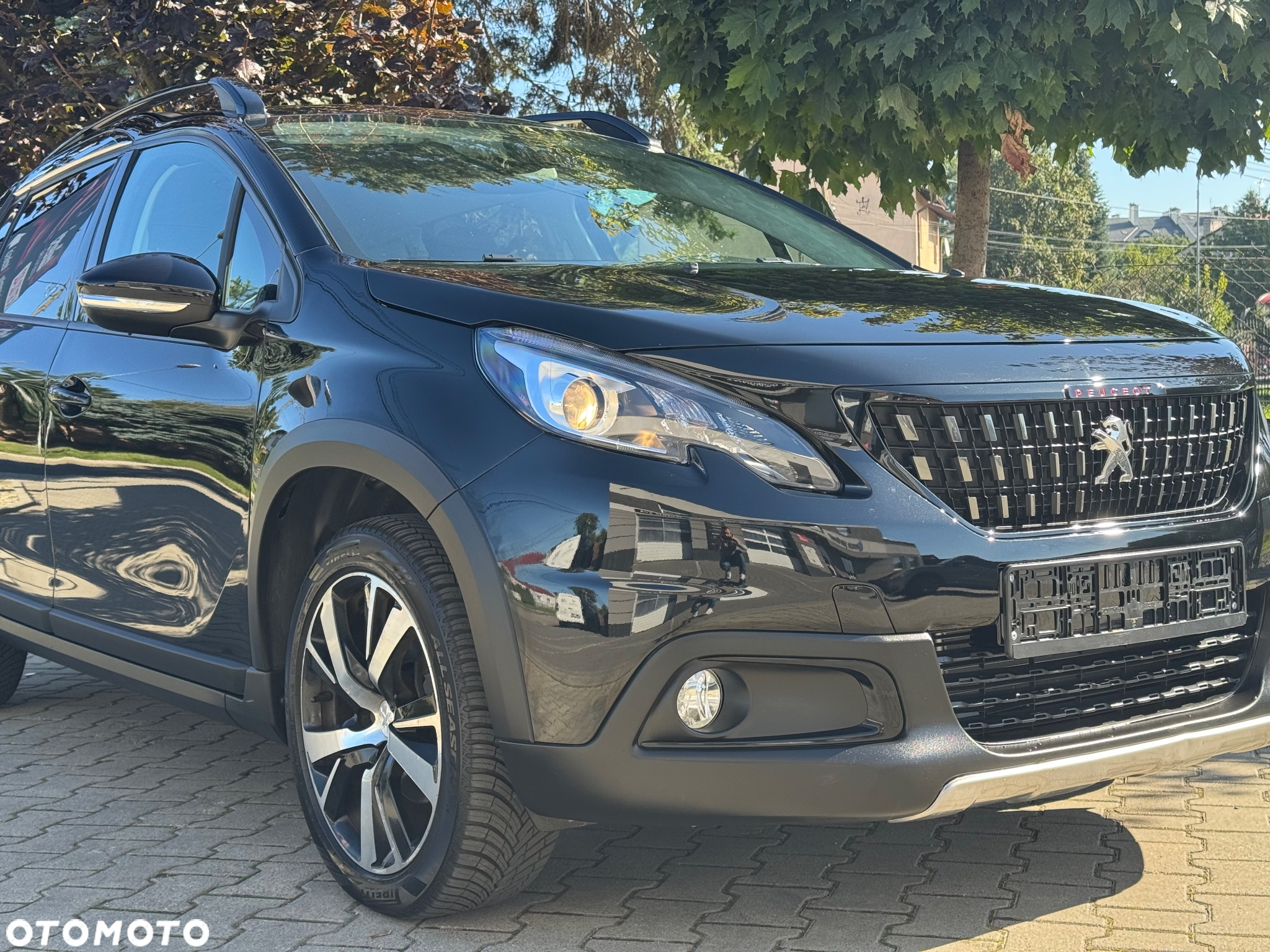 Peugeot 2008 PureTech 110 Stop&Start EAT6 GT-Line Edition - 6