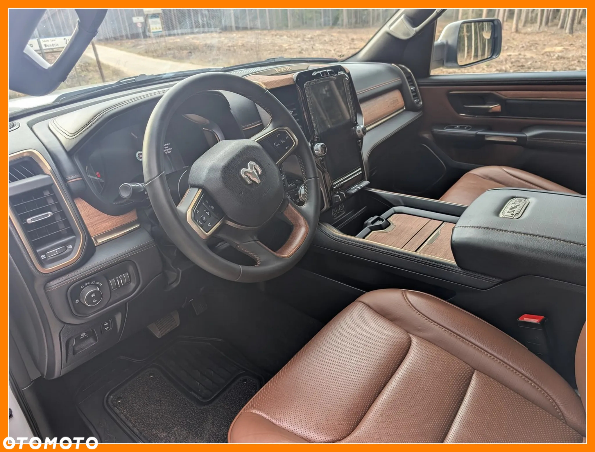 RAM 1500 Crew Cab Longhorn - 13