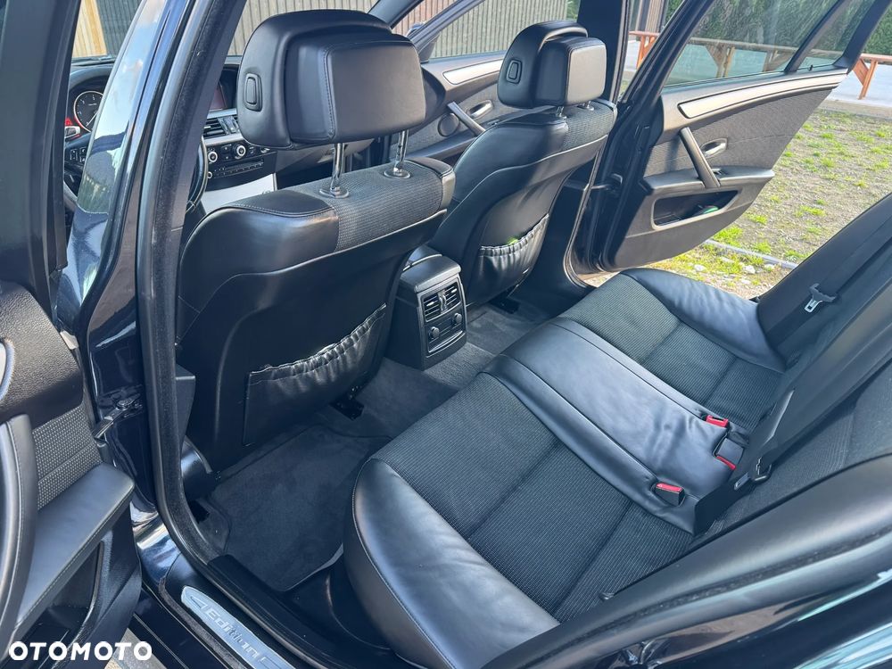BMW Seria 5 530d Sport-Aut Edition Sport - 8