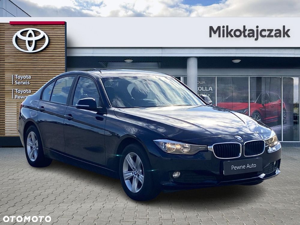 BMW Seria 3 318d EU6 - 5