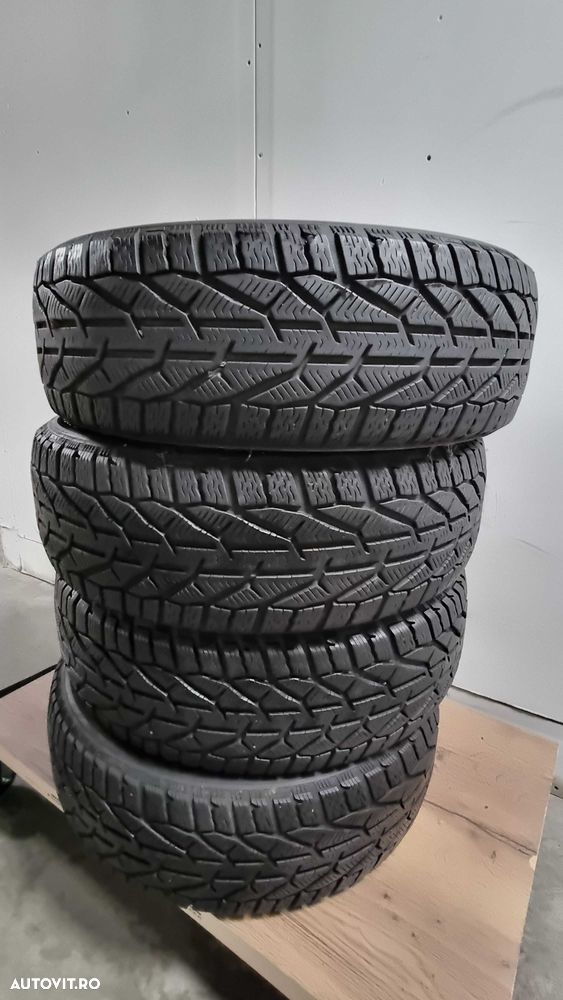 Cauciucuri de iarna SUV pe17 300 lei
