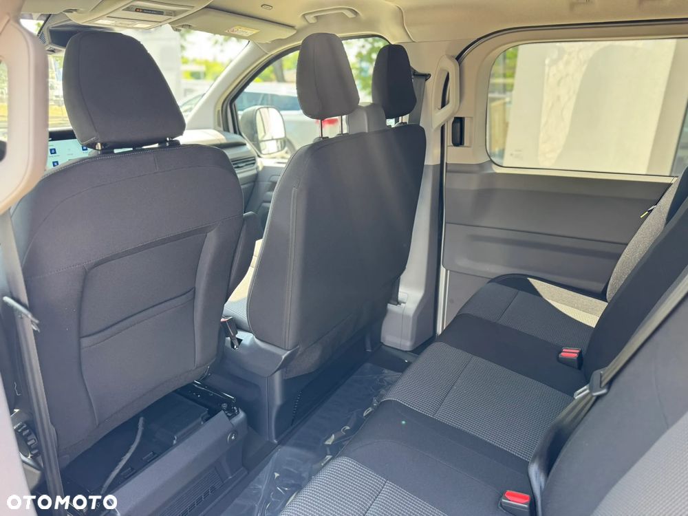 Volkswagen Nowy Transporter Plus - 19