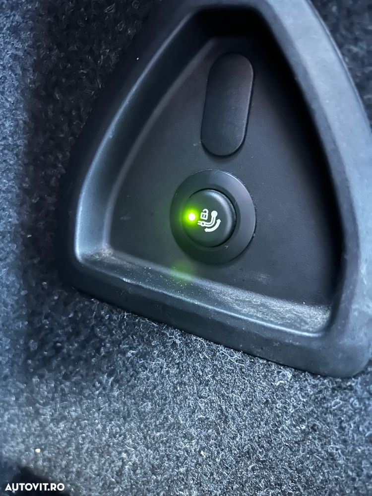 BMW Seria 5 520d Aut. Sport Line - 11