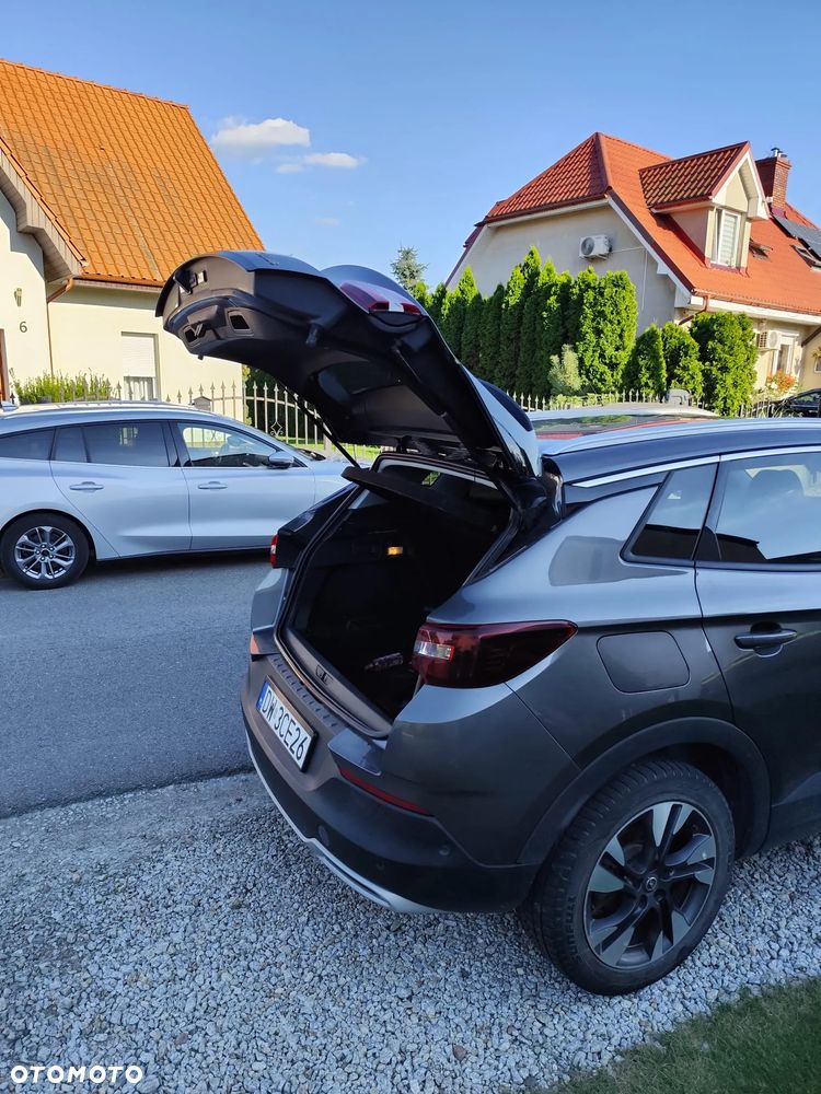 Opel Grandland X 1.2 T Elite S&S - 24