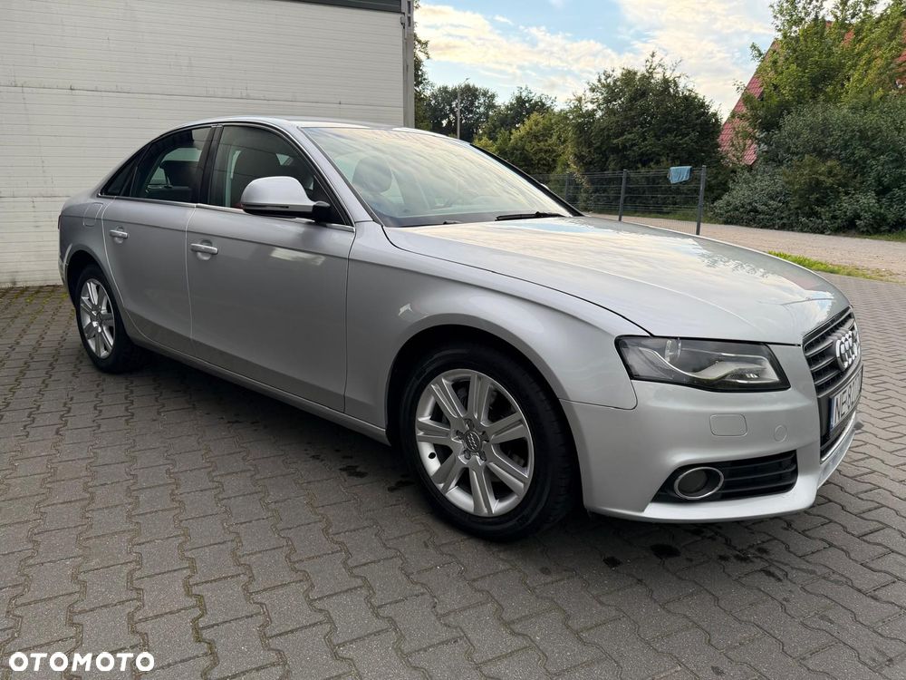 Audi A4 Limousine - 7