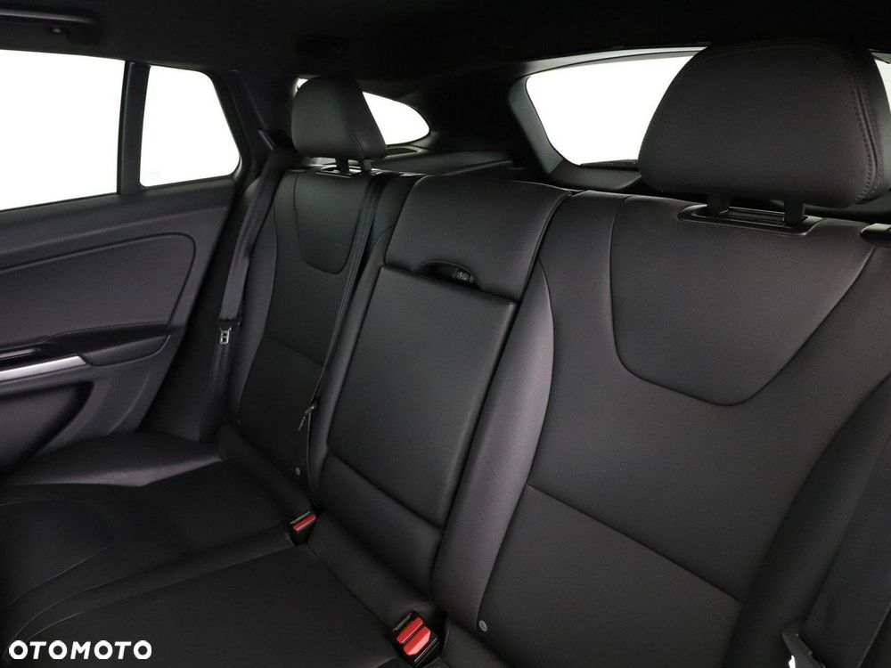 Volvo V60 Cross Country D3 Geartronic Pro - 18