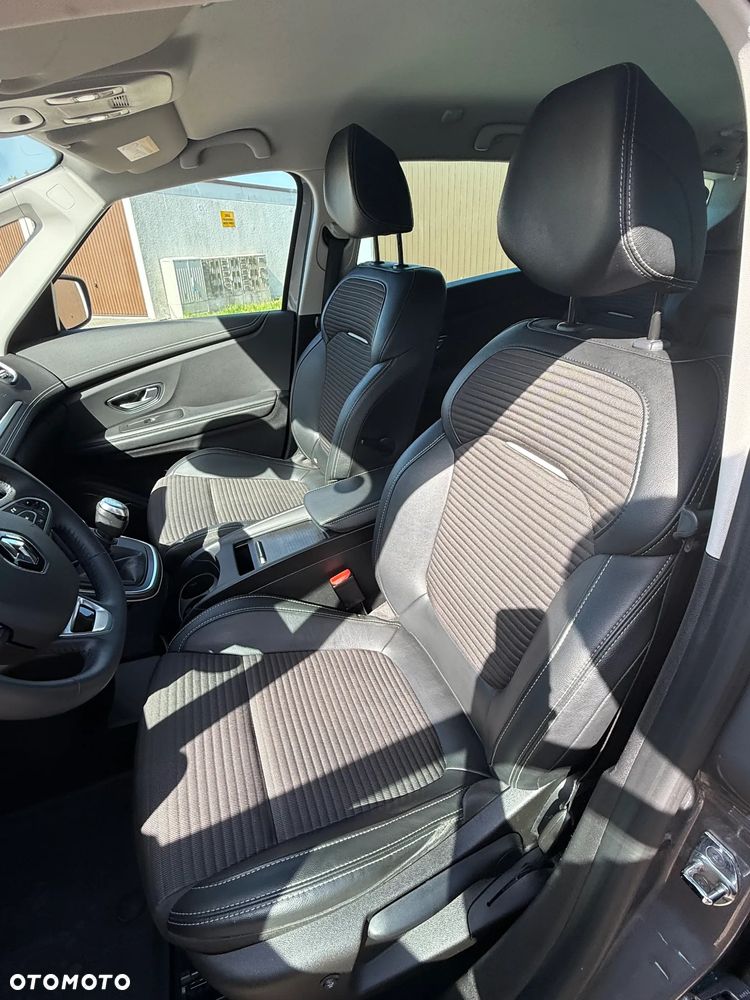 Renault Scenic ENERGY TCe 140 LIMITED - 34