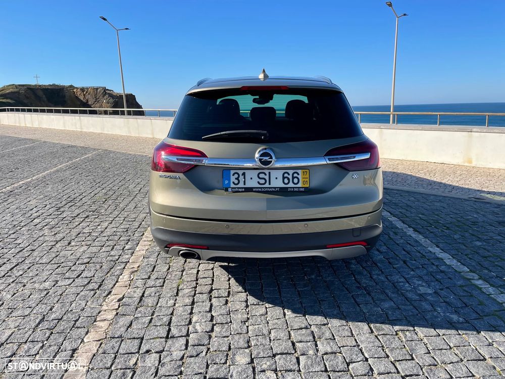 Opel Insignia Country Tourer 2.0 CDTi AWD S/S - 4