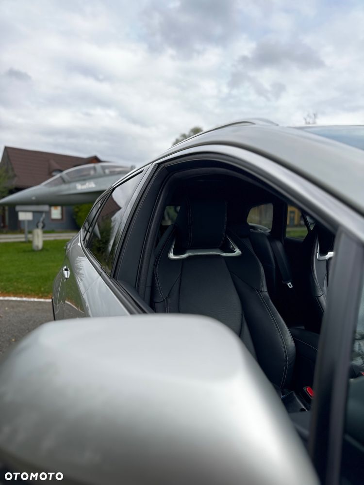 Toyota Corolla 2.0 Hybrid Executive - 7