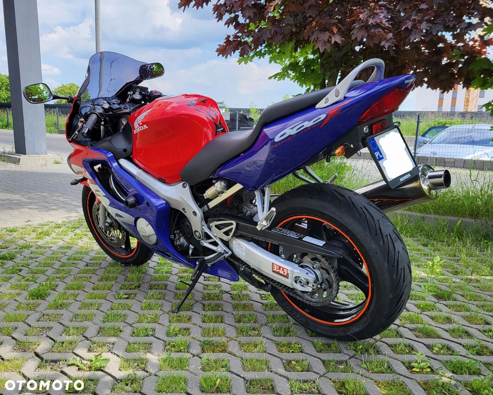 Honda CBR - 3